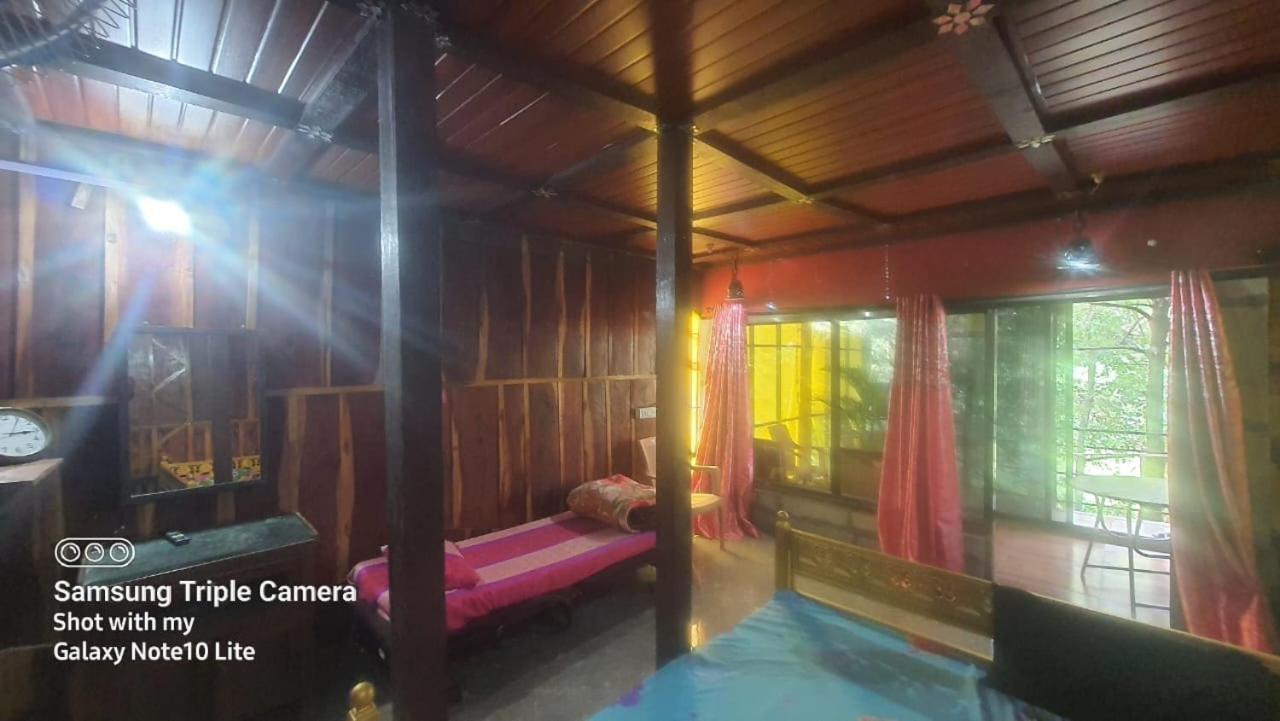 Amruta Bed & Breakfast *